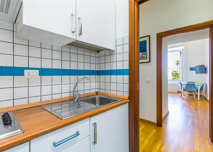 San Luigi Cozy Flat - Private Parking Apartment